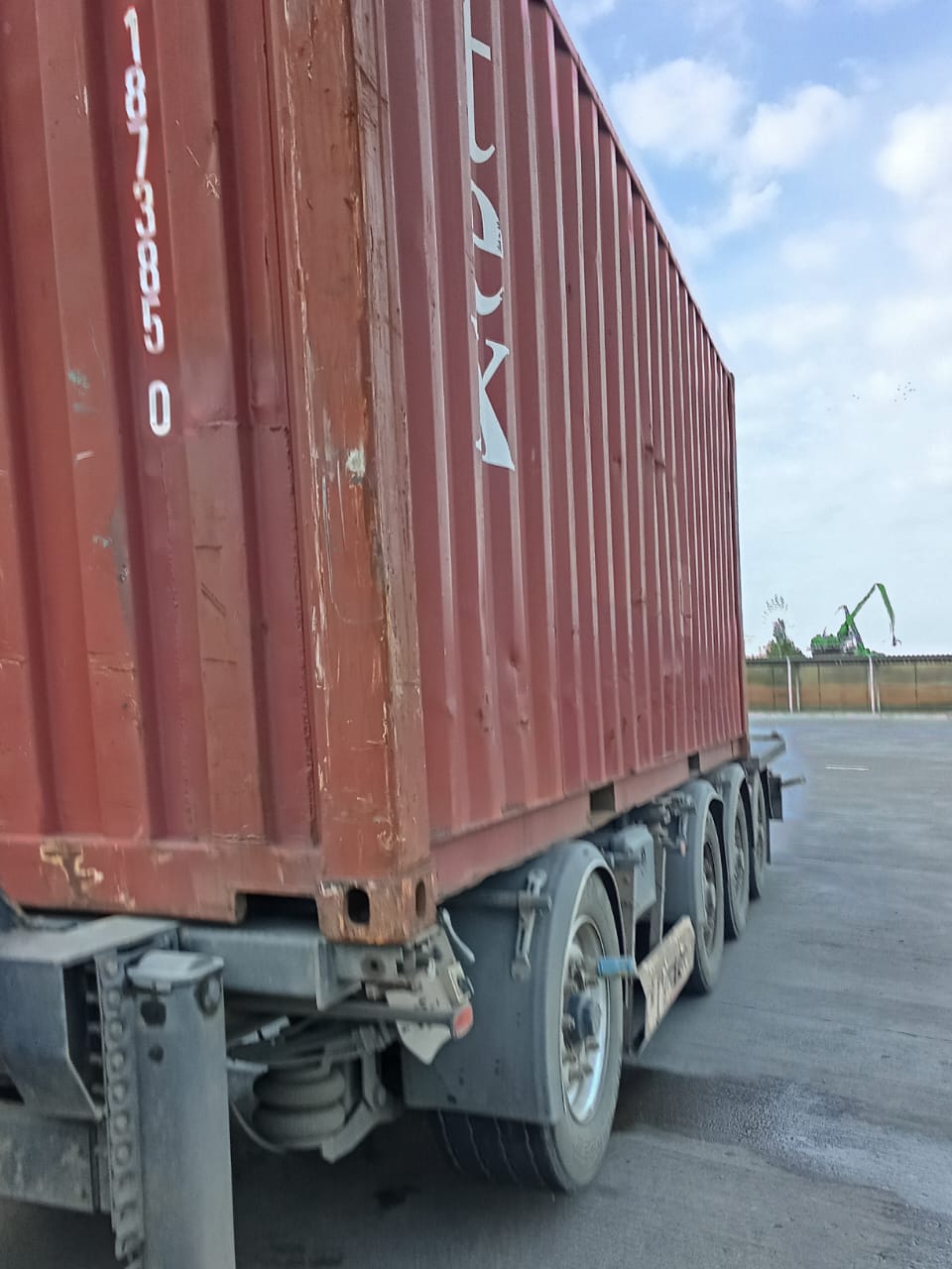 Морской контейнер TGHU1873850